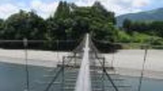 大井川最長の吊り橋。眺望よし。