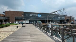 外国人客のいない唐戸市場、ホッとしました