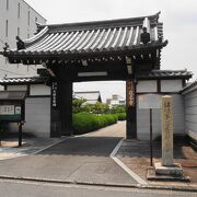 「囲碁本因坊」のお寺