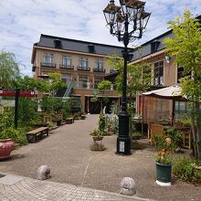 四番町スクエアのメインの広場