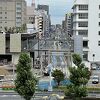 駅裏です
