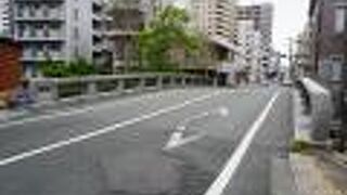 日本橋や皇居二重橋も手掛けた熊本出身の名工、橋本勘五郎の手によるもの