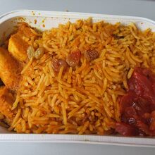 事前予約して行ったチキン・ビリヤニはピリ辛度高め。