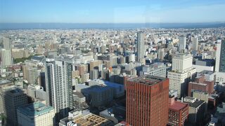 地上160mから札幌の町を360度見ることができます。