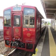 水戸岡鋭治さんデザイン「ことこと列車」！