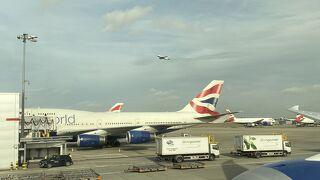 London Heathrow Airport (LHR)