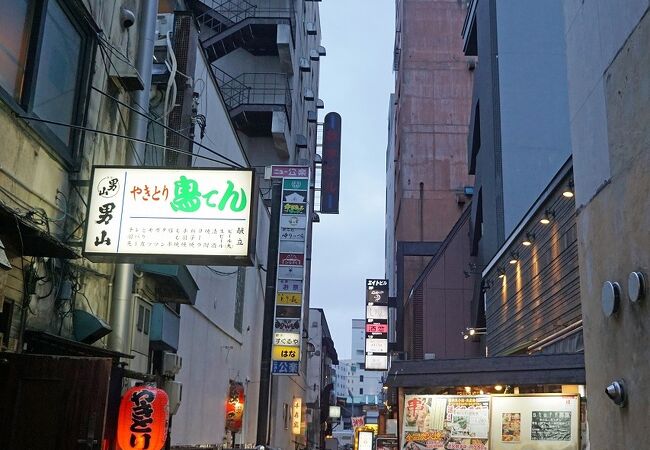 料理もお店の人も良かったけど、店内で喫煙できるのとそれに伴う雰囲気が…。