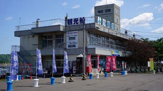 天気が良ければ最高のオタモイ岬クルーズ。時間が合えば小樽市鰊御殿のある祝津から小樽に戻るクルーズも良い。