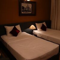 古さを感じるが街歩きにはこの程度でOK