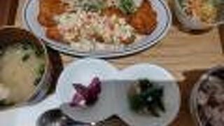 kawara CAFE&DINING KITTE博多店