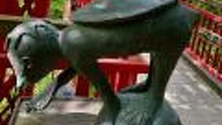 赤い吊り橋「二見吊橋」