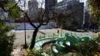 錦華坂の隣にある公園