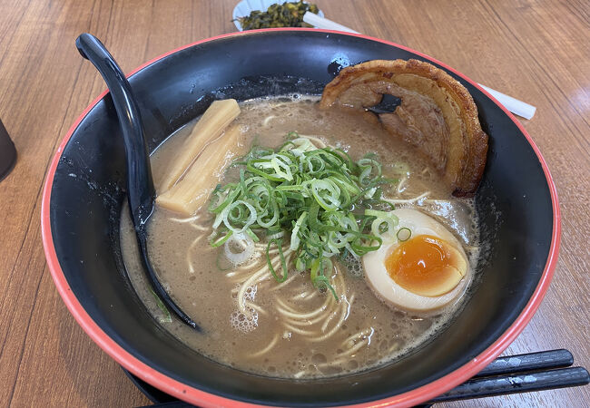 宇野辺駅:豚骨ラーメン