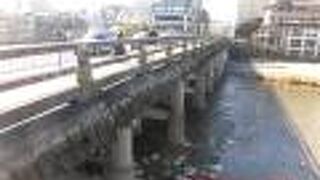 日本で最初の石柱橋との伝承