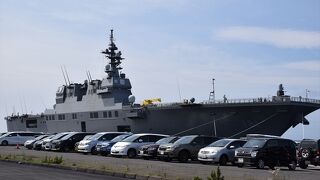 まさかの航空護衛艦「ひゅうが」の時代到来か？まぁそうなるな！鎮守府の候補地だったプロレタリアート室蘭へ抜錨