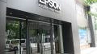 D3出口のそばです