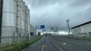 斜度が結構ありますが、近くからではわかりづらいです