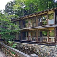 大沢川からの建物です