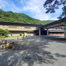 大沢温泉に三つある建物の中で一番手前の建物です