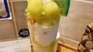 マルトメ・ザ・ジューサリー パフェテリア ルクア店