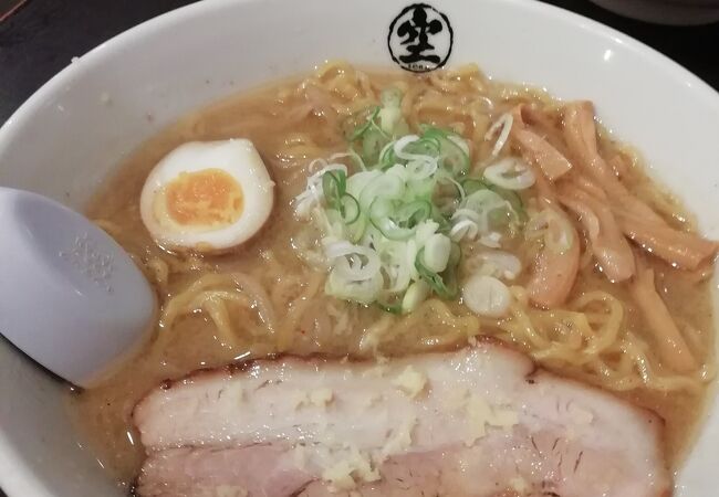 札幌ラーメンらしい