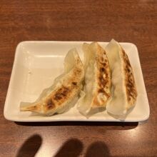 サービス餃子