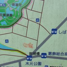バス停の左のお寺記号位置。都立水元公園の菖蒲園、水連池が近い