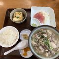 首里駅から直ぐの地元食堂