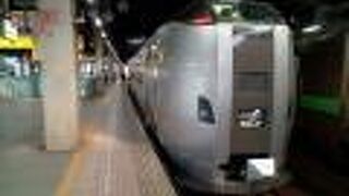 一部しかパソコンの電源が取れません。Ｗｉ－Ｆｉもなし。