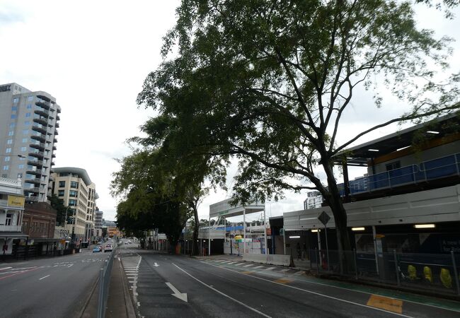 Roma Street (railway) station