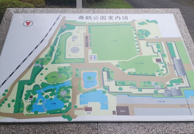 田辺城跡が公園に整備されています