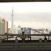スカイツリーと清洲橋