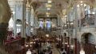 世界で1番豪華なカフェ