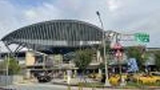 台中の玄関口の割に、周り寂しい