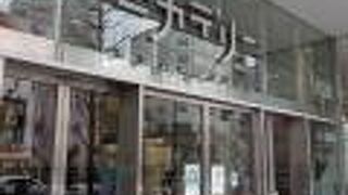 新宿のシネマコンプレックス