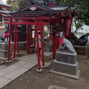 花園神社の一角にある神社