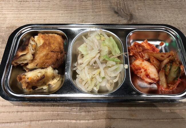 カジュアルに韓国料理がいただけます。