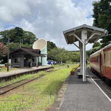 もう一つの線路が小湊鉄道です。