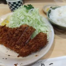 ロースかつ定食