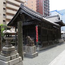 「本堂」、ここに人魚の絵があるのかな？