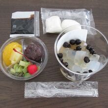 フルーツあんみつ