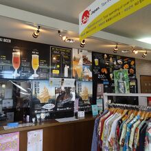 麦酒館の店内。ビールソフトが買える