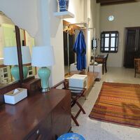 中庭へのサッシ側から見たお部屋の内部