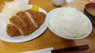 ガード下のうまいとんかつ屋　いちかつ