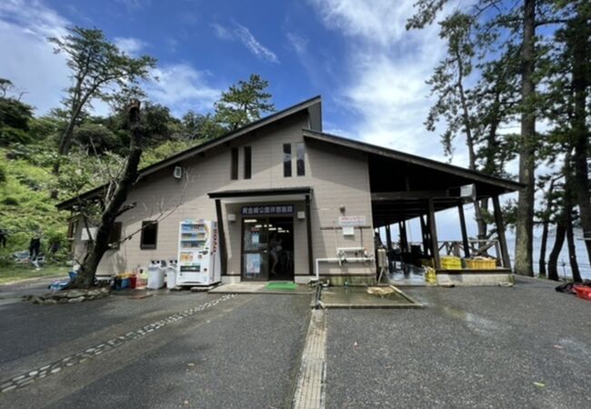 ダイビングと海水浴ができる海洋公園！