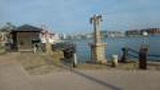 弁財天上陸場跡