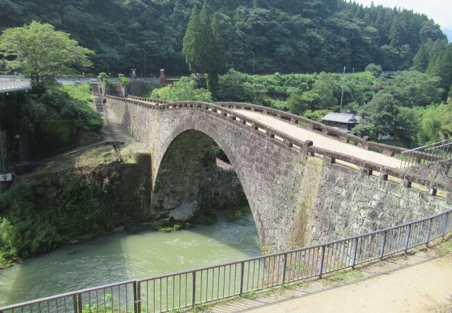 日本一の単一石造アーチ橋なのよ