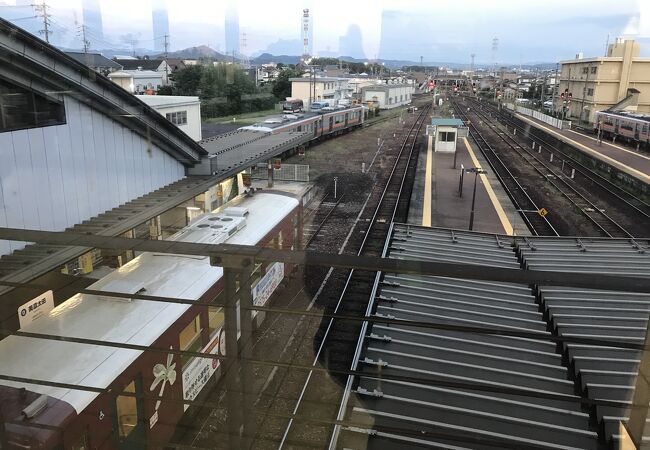 高山本線美濃太田駅：長良川鉄道起点駅