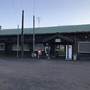 長良川鉄道富加駅：トミカ駅