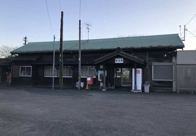 長良川鉄道富加駅：トミカ駅